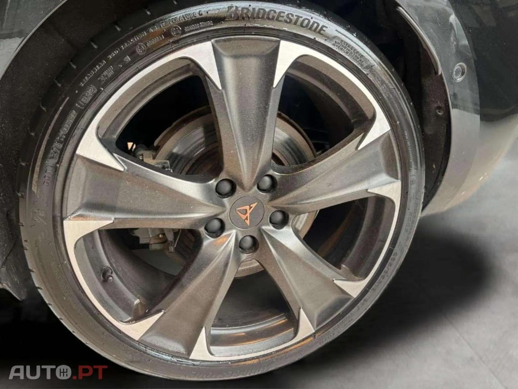 Cupra Leon 1.4 e-Hybrid VZ 245CV