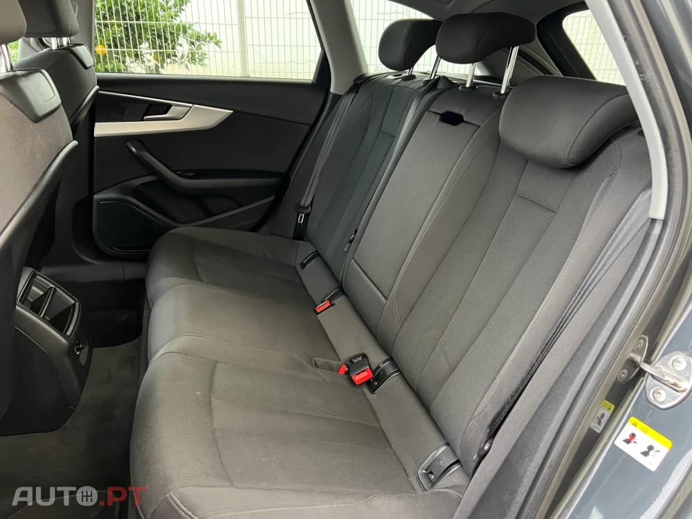 Audi A4 Avant 2.0 TDI Business Line