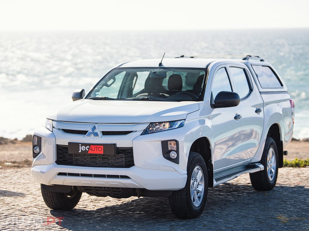 Mitsubishi L200 2.3 DI-D Space Cab Invite 4WD