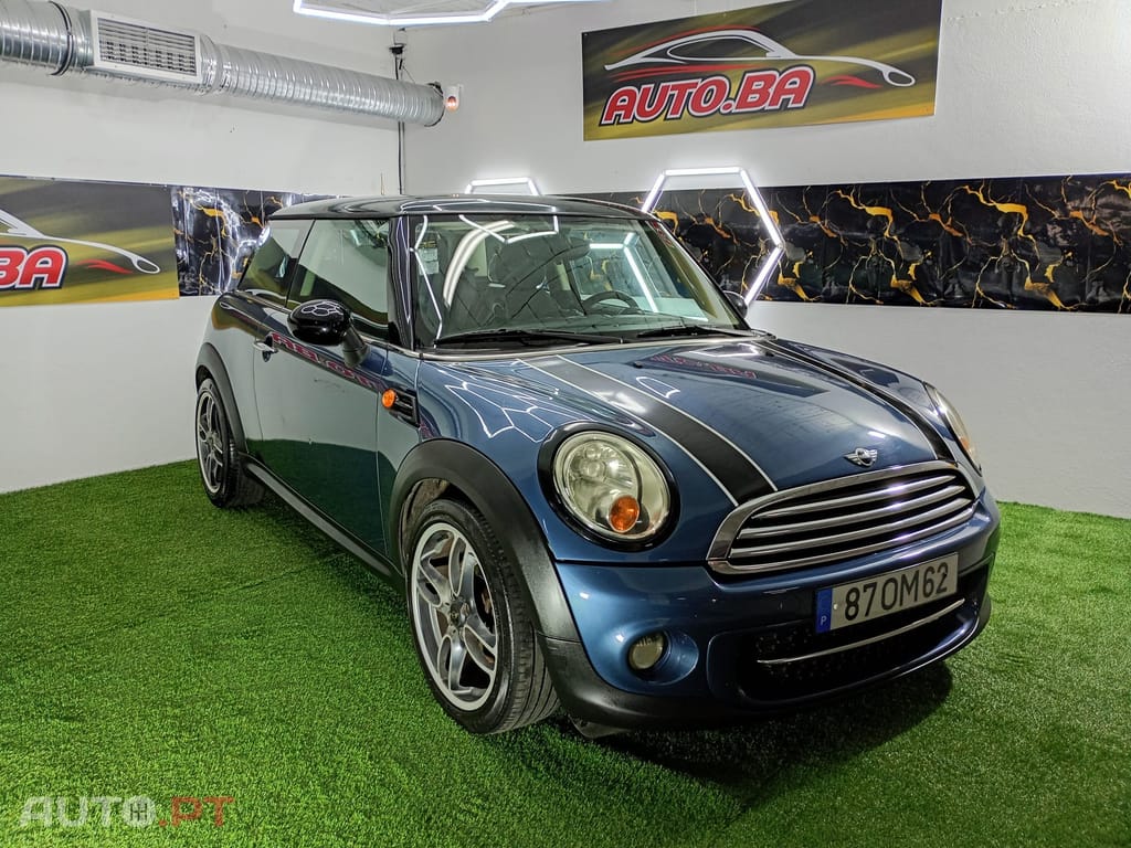 MINI Cooper Cooper D