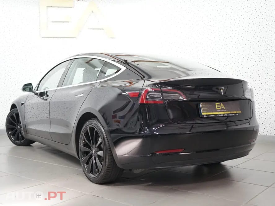 Tesla Model 3 Long Range AWD Dual Motor