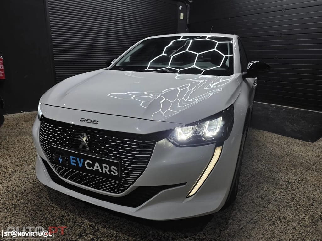 Peugeot E-208 50 kWh Allure Pack