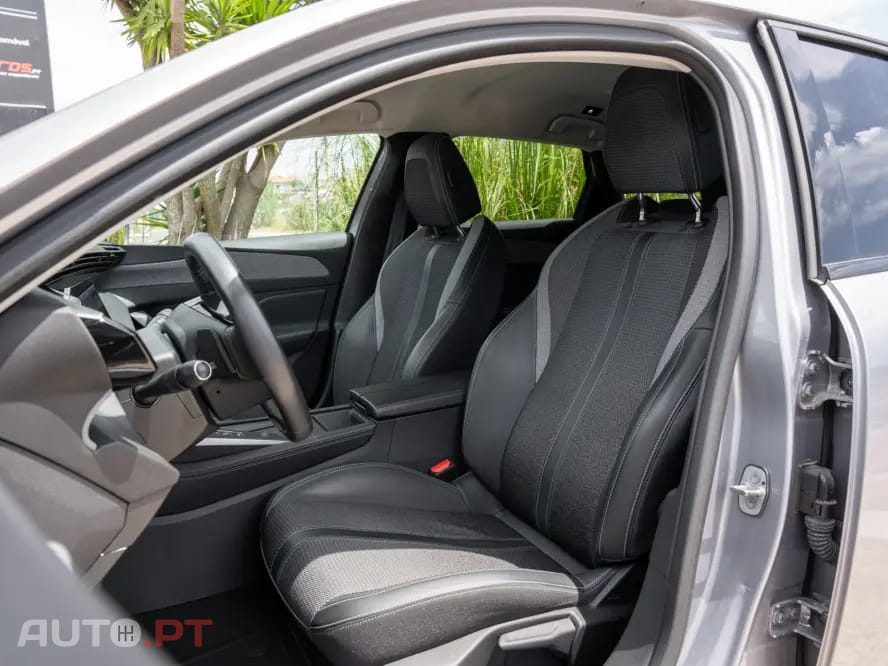 Peugeot 308 SW 1.6 Hybrid Allure e-EAT8