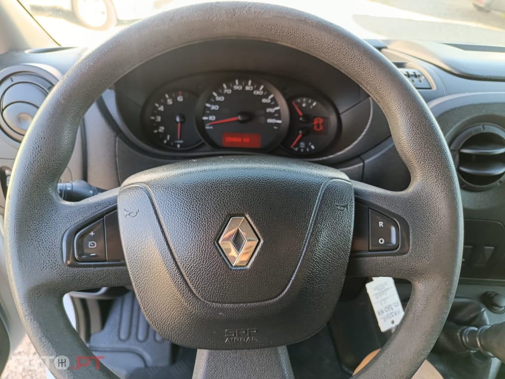 Renault Master 2.3 DCI 130cv L2H2