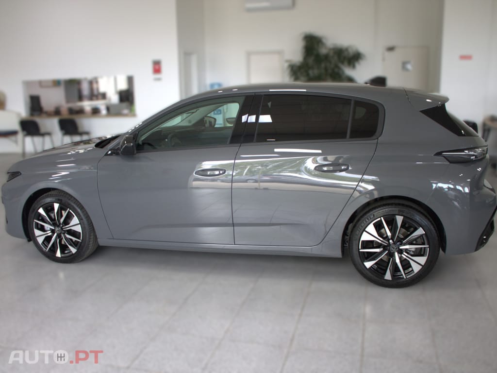 Peugeot 308 Allure Hybrid 136 CV
