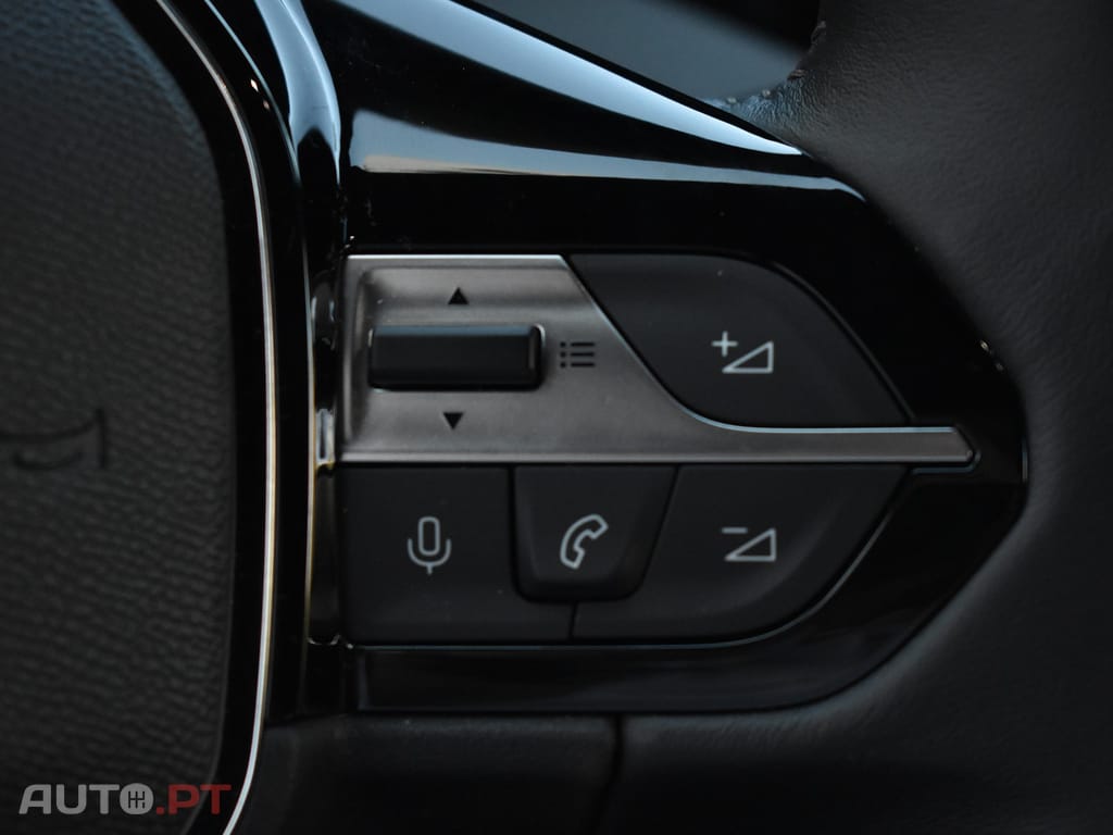 Peugeot E-308 54 kWh GT