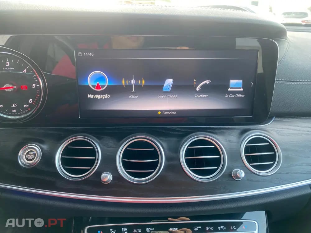 Mercedes-Benz E 220 d AMG Line