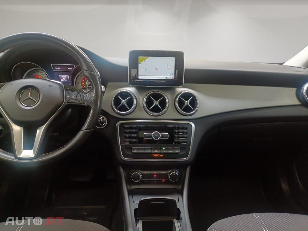 Mercedes-Benz GLA 200 (CDI) d 4Matic 7G-DCT