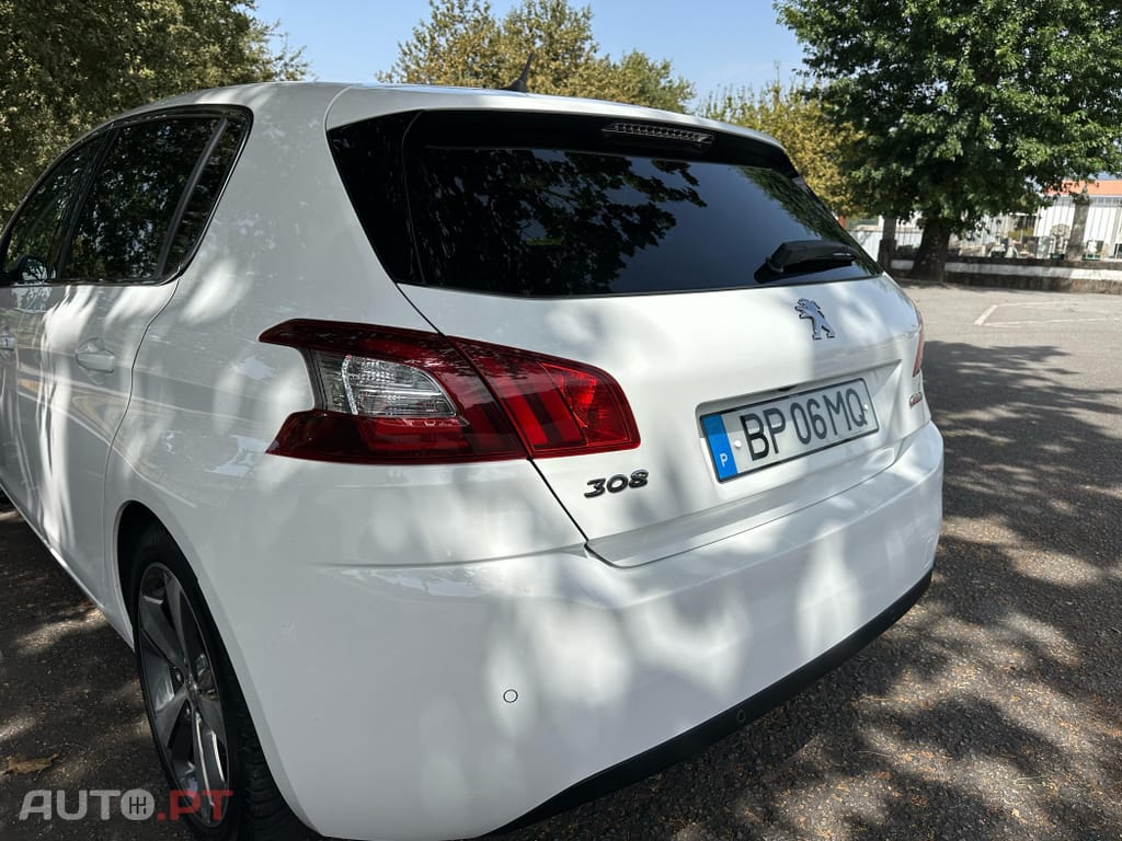Peugeot 308 1.2 PureTech GT Line EAT6