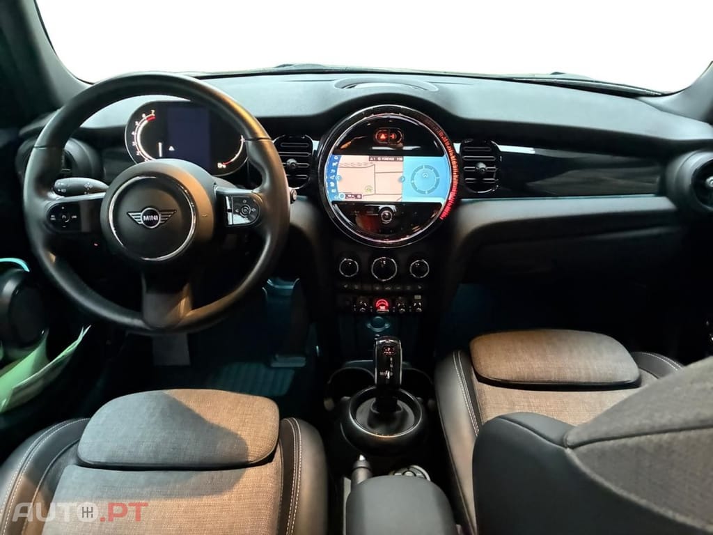 MINI Cooper Essential