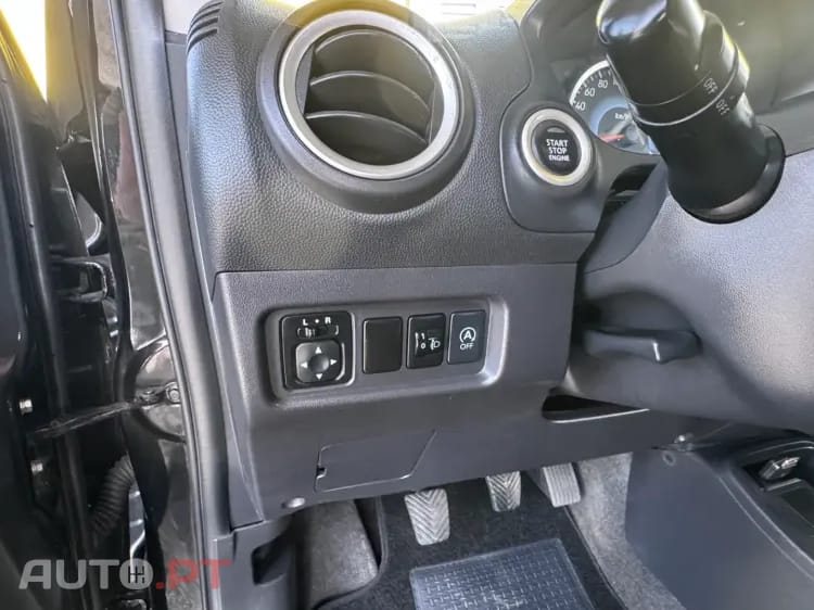 Mitsubishi Space Star 1.2 Intense Connect Edition