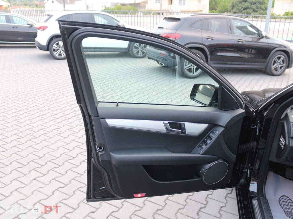 Mercedes-Benz C 250 CDi Avantgarde BlueEfficiency
