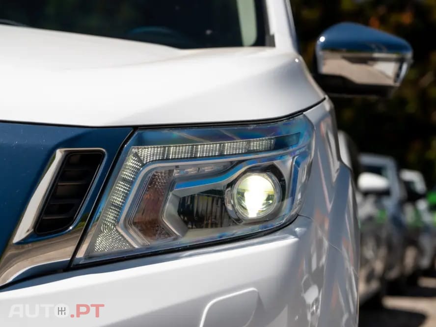 Nissan Navara 2.3 dCi CD 4WD N-Connecta