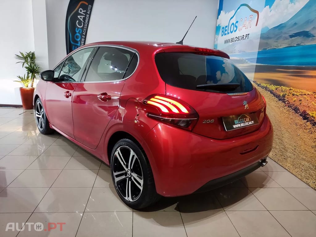 Peugeot 208 1.2 PureTech GT Line EAT6