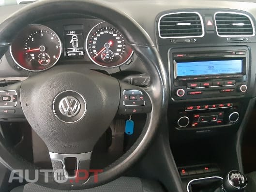 Volkswagen Golf Variant Confortline 1.6 TDI 105 CV