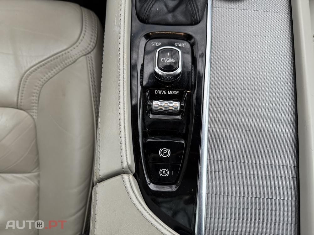 Volvo XC90 2.0 D4 Inscription