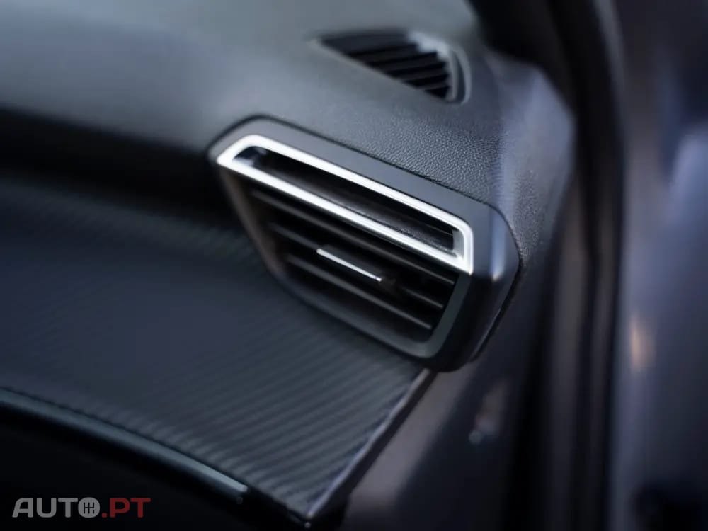 Peugeot E-2008 50 kWh GT Pack