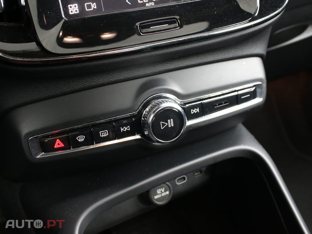 Volvo C40 Recharge Extended Range Core
