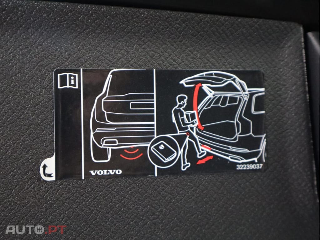 Volvo XC90 2.0 T8 PHEV Core AWD