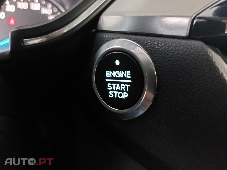 Ford Kuga 2.5 PHEV Titanium