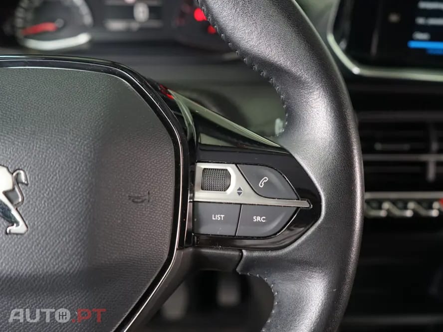 Peugeot 2008 1.2 PureTech Allure