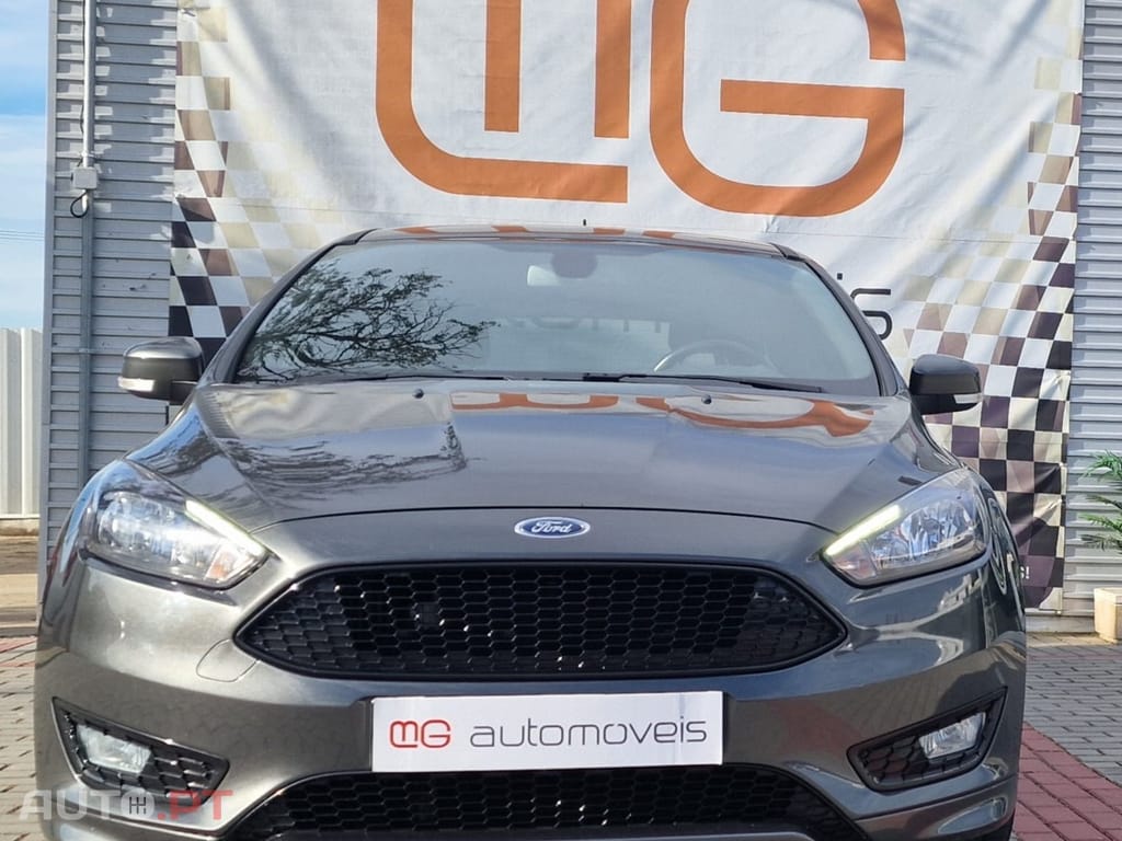 Ford Focus SW 1.5 TDCi ST-Line