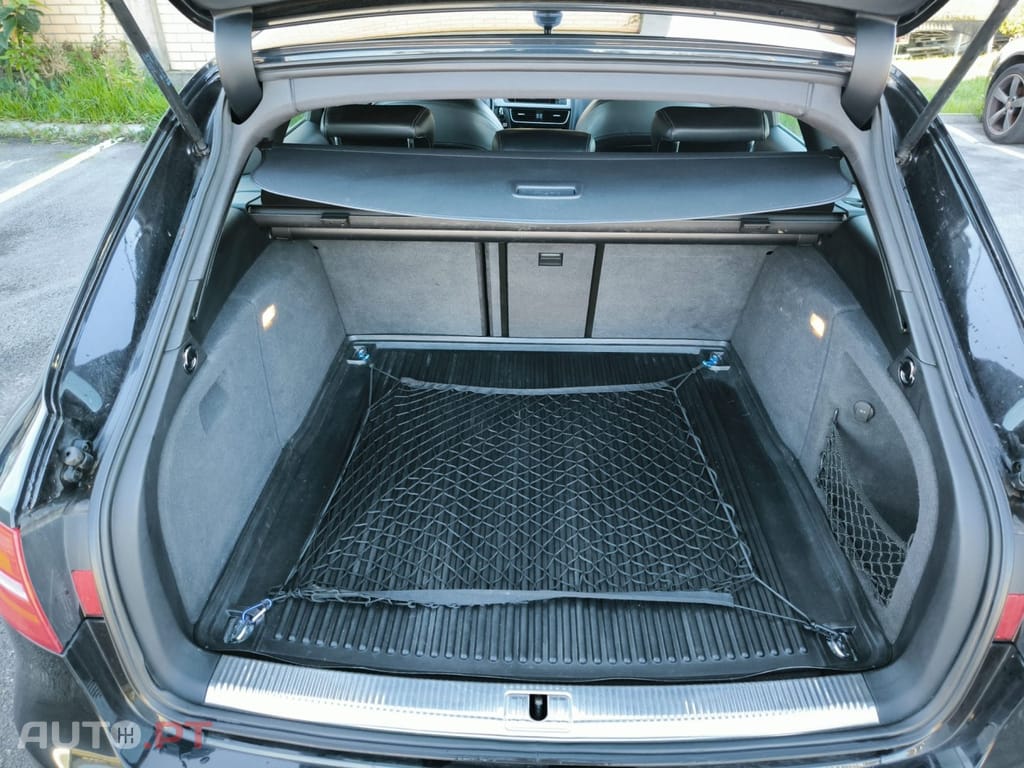 Audi A4 Avant 2.0 TDI S-line