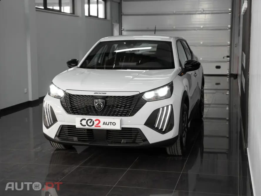 Peugeot 2008 1.2 PureTech Style