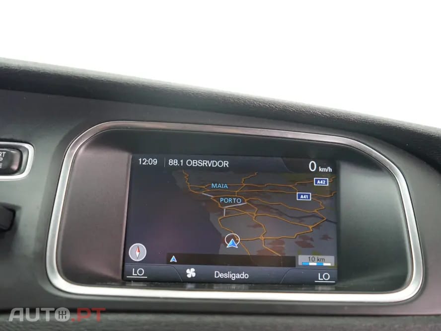 Volvo V40 1.6 D2 R-Design Momentum