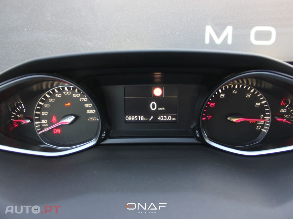 Peugeot 308 1.2 Pure Tech 110