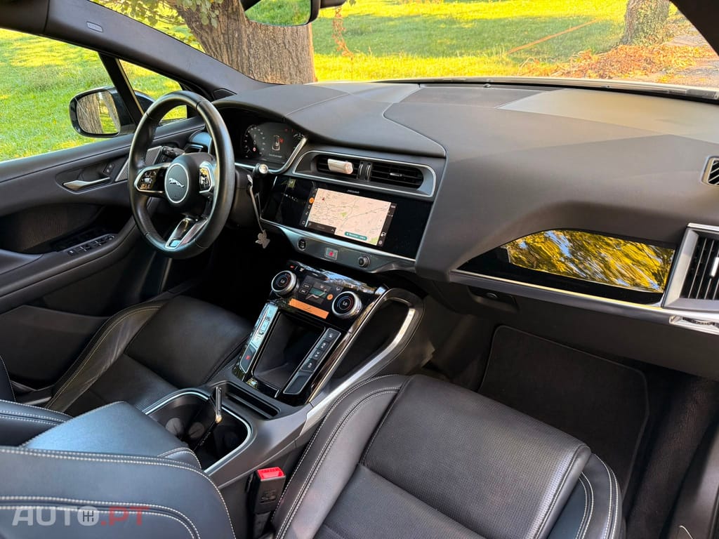 Jaguar I-Pace EV400 AWD