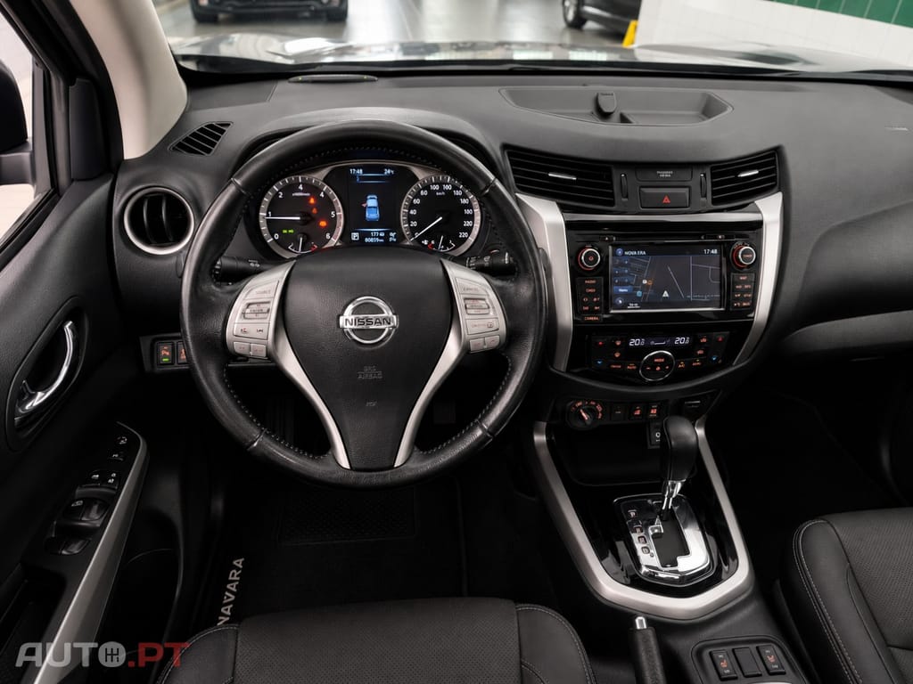 Nissan Navara 2.3 dCi CD 4WD Tekna Auto