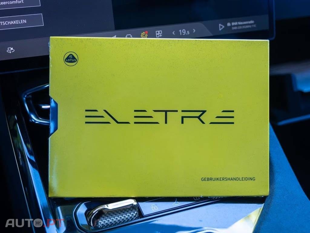 Lotus Eletre EDS 450 4WD Executive