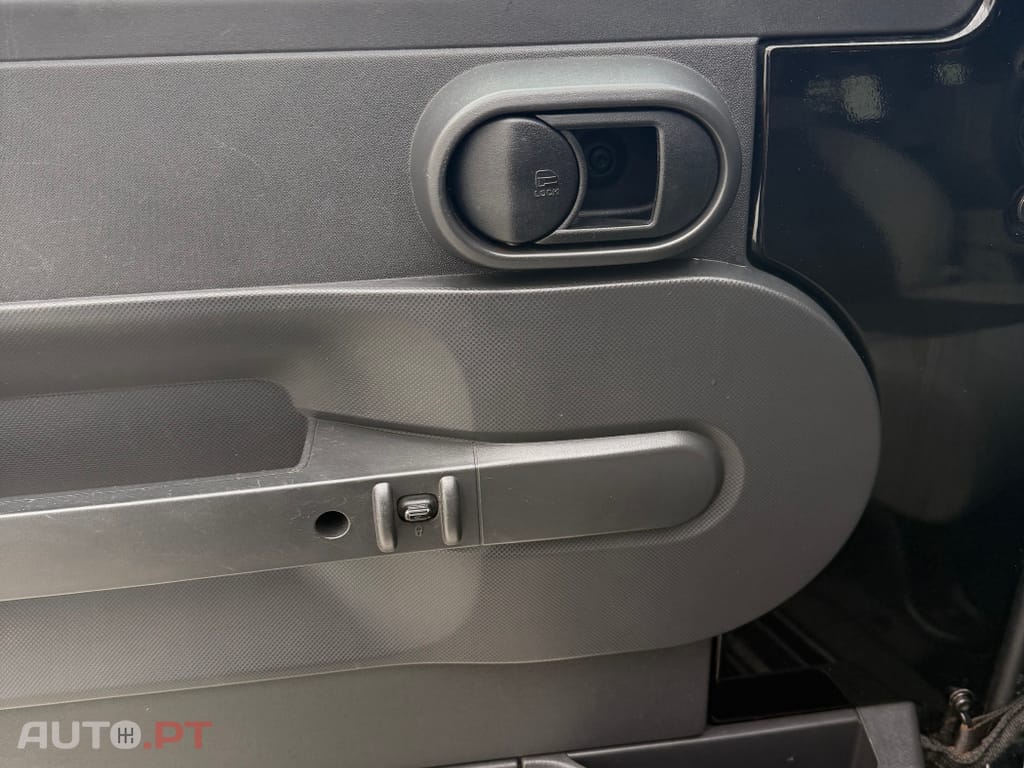 Jeep Wrangler 2.8 CRD ATX Sahara Limited