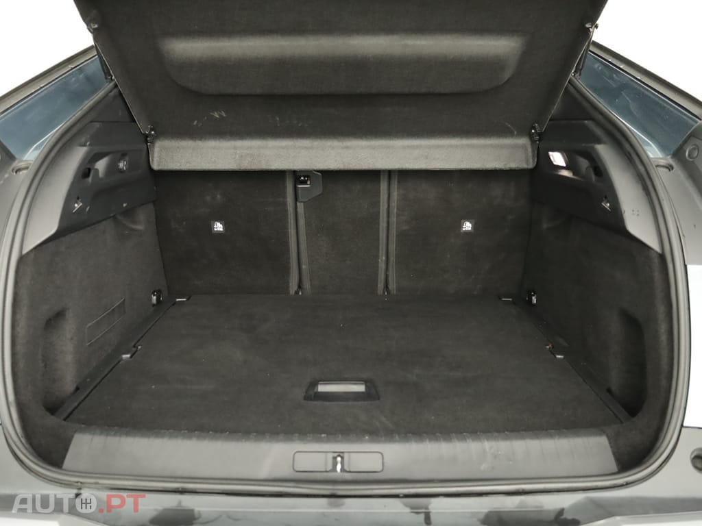Peugeot 3008 3008 1.2 Hybrid Allure e-DCS6