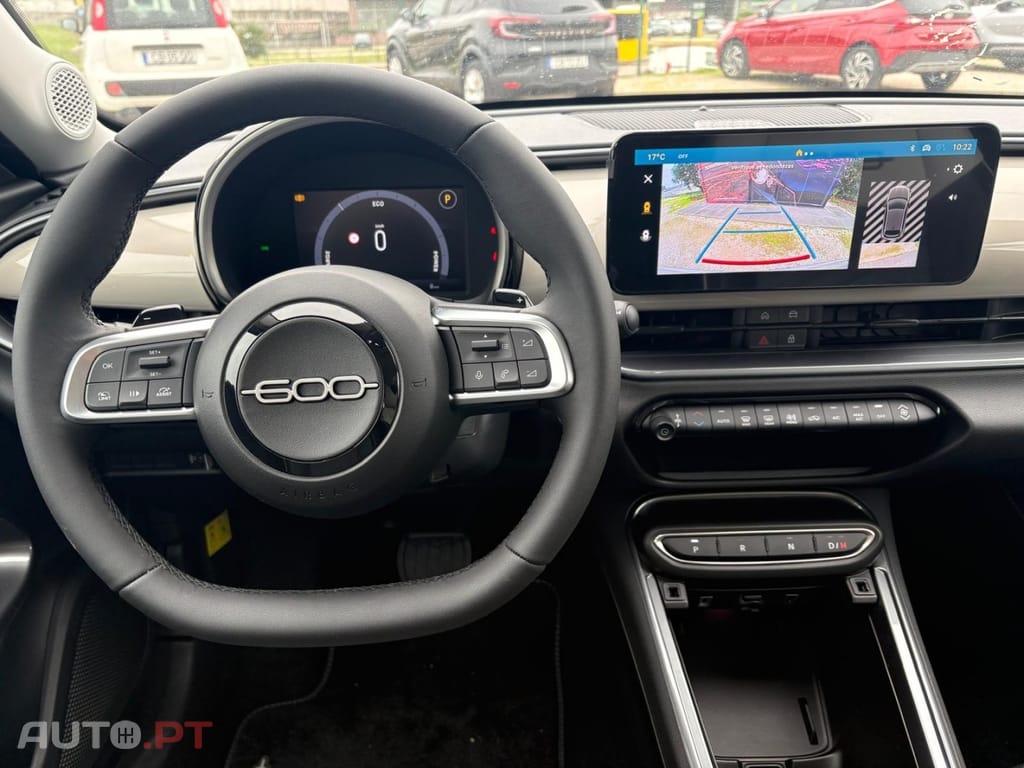 Fiat 600 1.2 Hybrid Icon