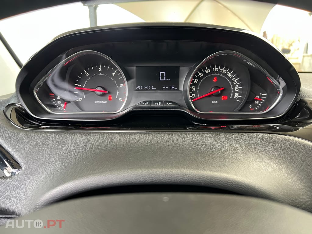Peugeot 208 1.4 HDi Active