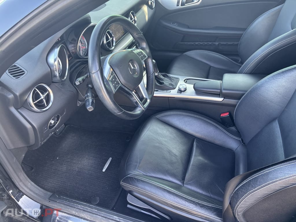 Mercedes-Benz SLK 200 BlueEFFICIENCY 7G-TRONIC Edition 1