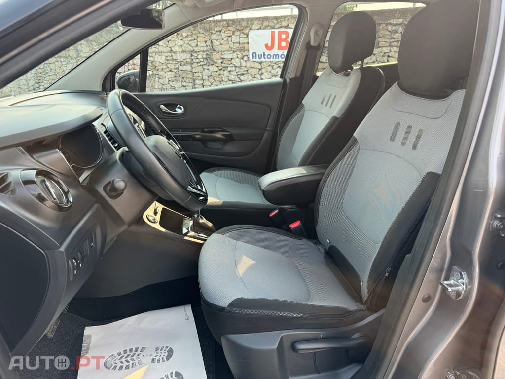 Renault Captur 1.2 TCe Exclusive EDC