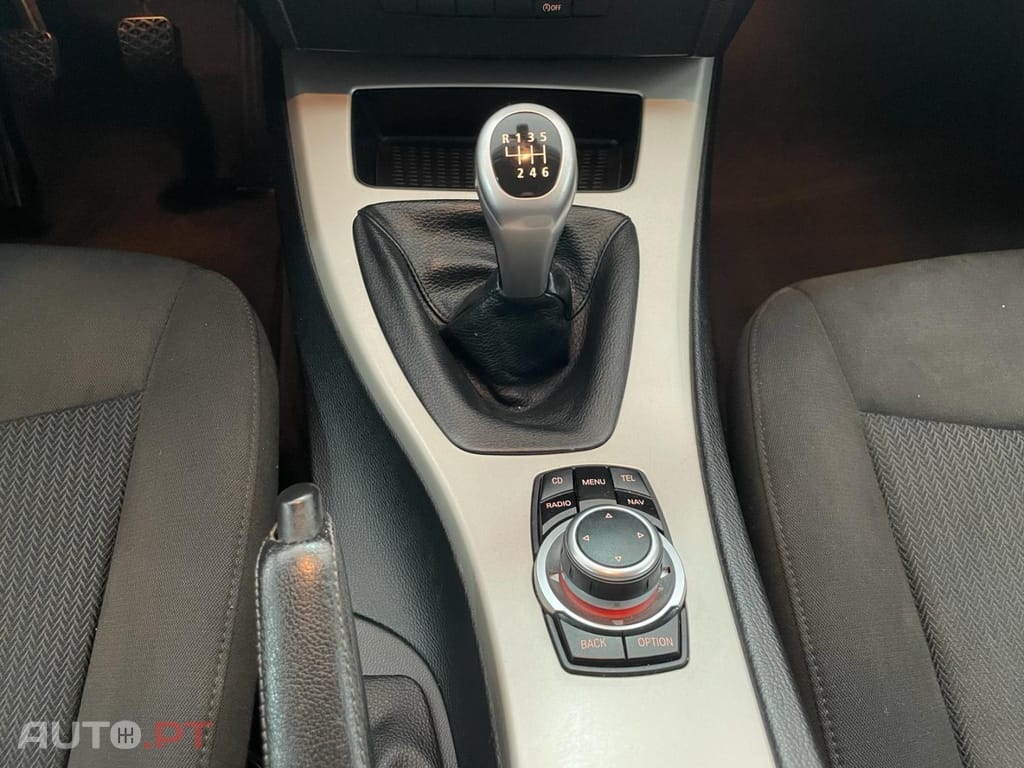 BMW 318 d Navigation Sport