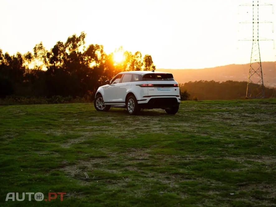 Land Rover Evoque 2.0 D150 AWD R-Dynamic Auto