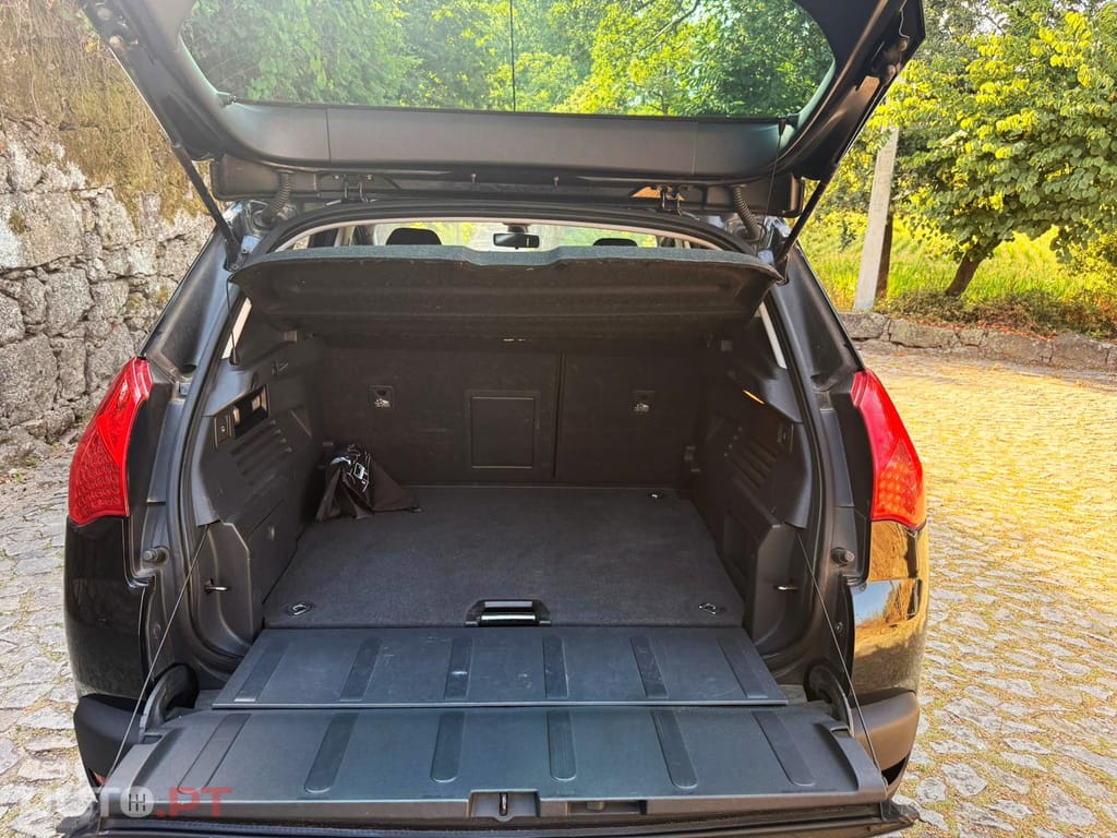 Peugeot 3008 1.6 HDi Executive CMP6