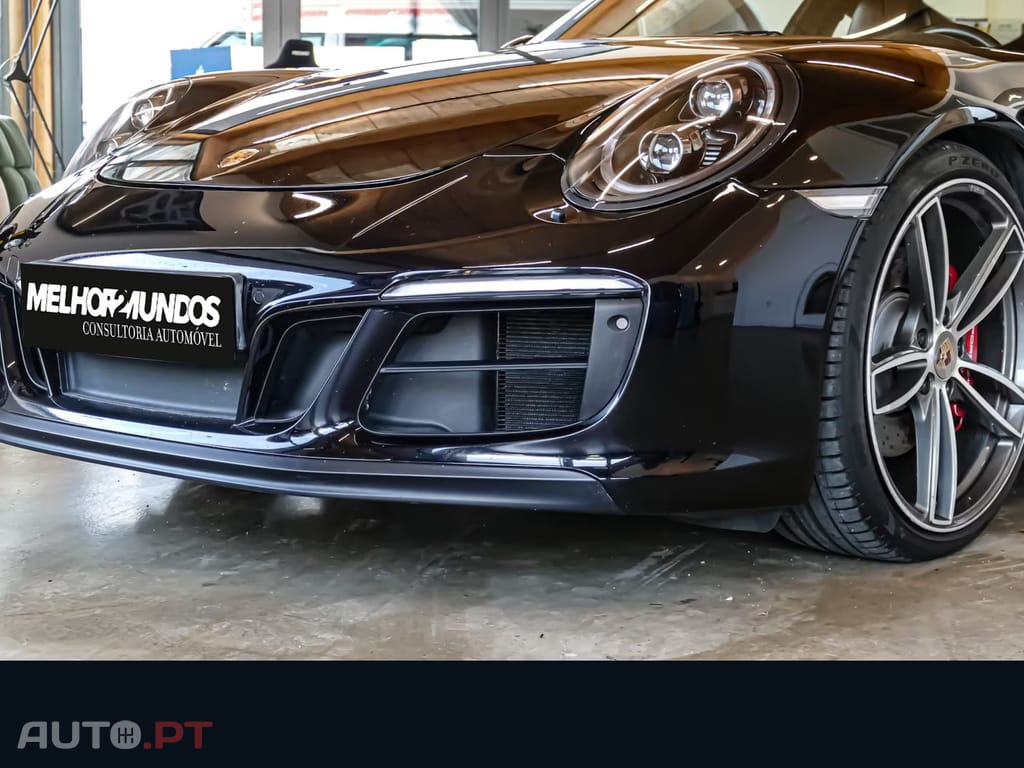 Porsche 911 Carrera 4 S Sport