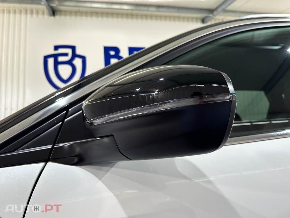 Peugeot 3008 1.6 Hybrid GT Pack e-EAT8