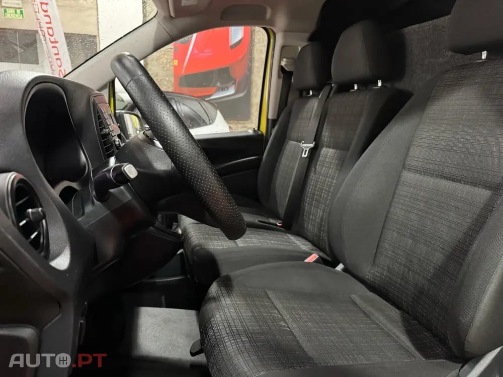 Mercedes-Benz Vito 111 CDi/32