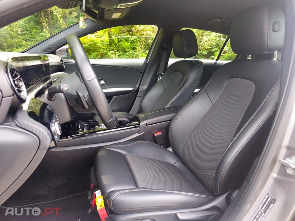 Mercedes-Benz A 180 d 7G-DCT
