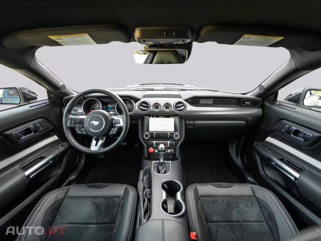 Ford Mustang 2,3 PERFORMA Premium GT 500 SHELBY 