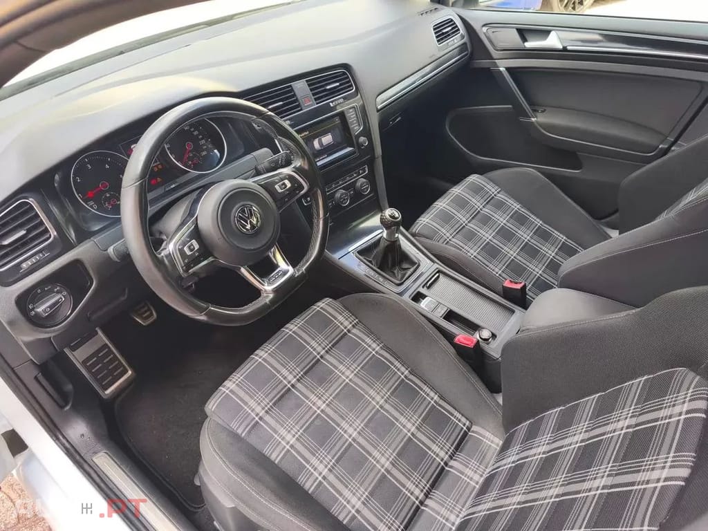 Volkswagen Golf 2.0 TDi GTD