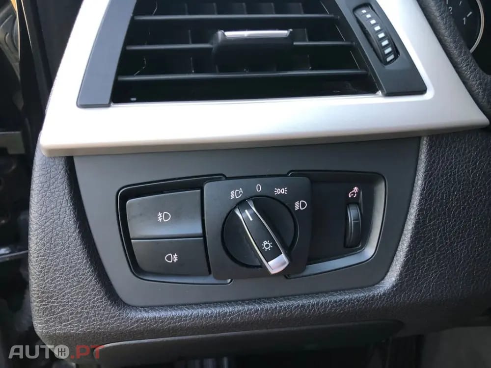 BMW 320 d Sport-Aut. Efficient Dynamics Edition Sport Line