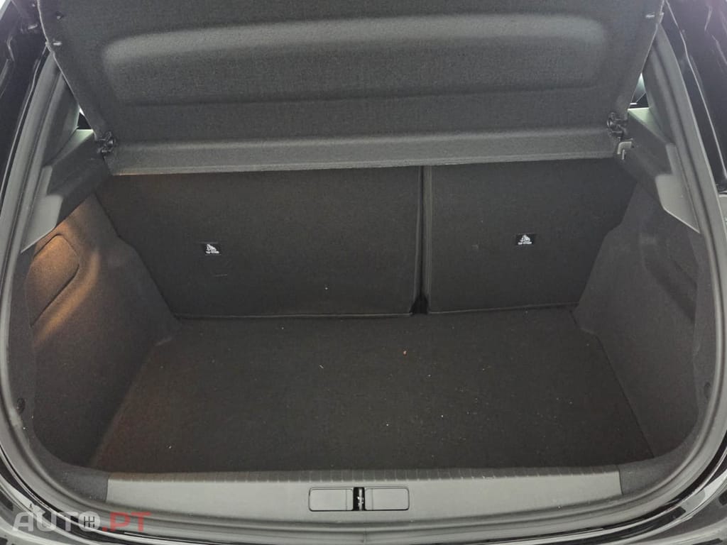 Peugeot E-208 51 kWh Allure
